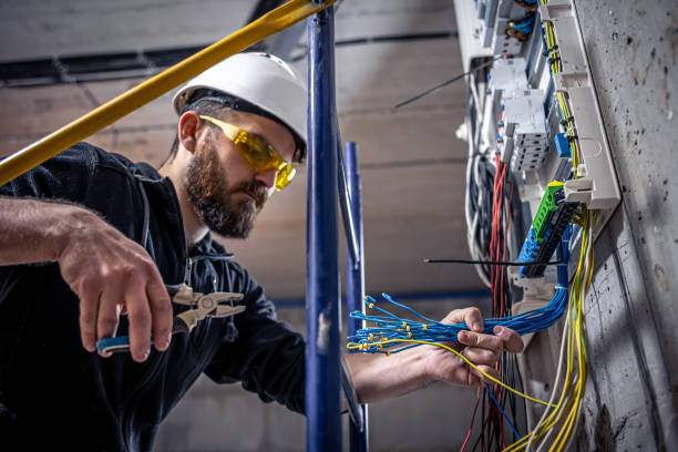 Best Electrical Contractors for Businesses  in South Bradenton, FL
